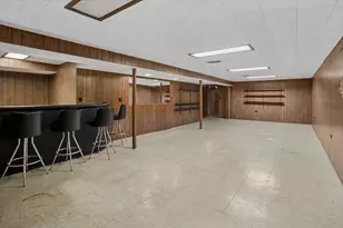 460 W Kathleen Dr, Des Plaines, IL 60016 - Photo 16
