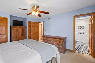 [Address not provided], Downers Grove, IL 60516 - Photo 12