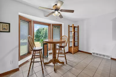 112 Stoney Creek Drive, Dekalb, IL 60115 - Photo 16