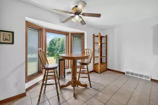 112 Stoney Creek Dr, Dekalb, IL 60115 - Photo 16