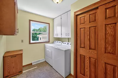 112 Stoney Creek Drive, Dekalb, IL 60115 - Photo 26
