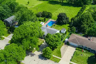 112 Stoney Creek Dr, Dekalb, IL 60115 - Photo 4