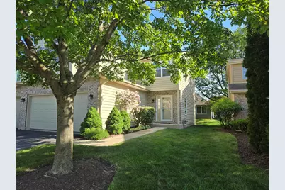 70 Townsend Circle, Naperville, IL 60565 - Photo 2