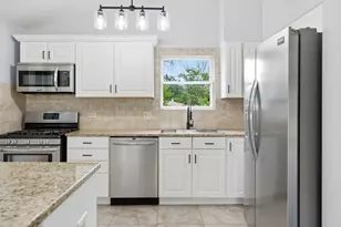 207 W Ethel Ave, Lombard, IL 60148 - Photo 6