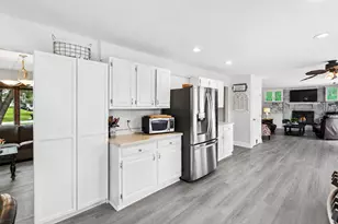810 Jennifer Ct, Algonquin, IL 60102 - Photo 8
