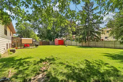 2359 High Point Drive, Lindenhurst, IL 60046 - Photo 36