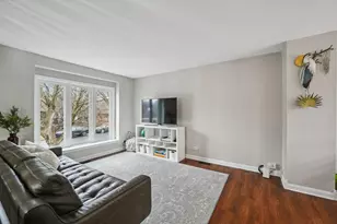 311 Harding Ave, Libertyville, IL 60048 - Photo 4