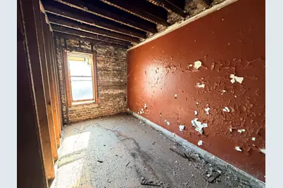 10609 S Champlain Avenue, Chicago, IL 60628 - Photo 6
