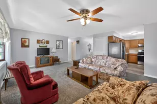 1526 Pebblewood Dr, Sycamore, IL 60178 - Photo 10