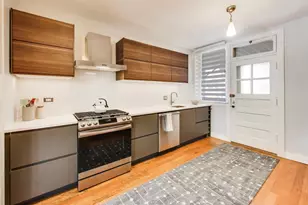 6203 N Oakley St, Chicago, IL 60659 - Photo 2