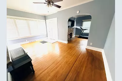810 E Lincoln Street, Hoopeston, IL 60942 - Photo 8
