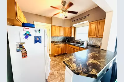 810 E Lincoln Street, Hoopeston, IL 60942 - Photo 6