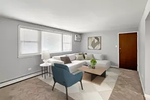 6447 S Narragansett Ave, Chicago, IL 60638 - Photo 2