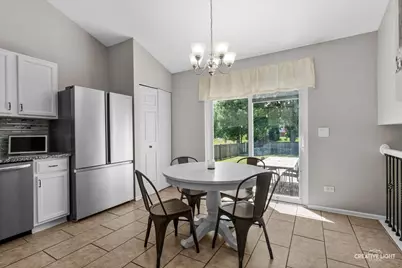 320 Daffodil Drive, Romeoville, IL 60446 - Photo 6