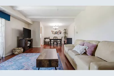 945 E Kenilworth Avenue #314, Palatine, IL 60074 - Photo 2