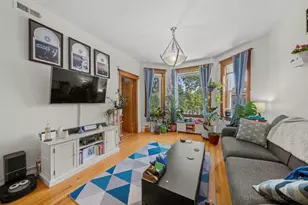 2254 N Avers Ave, Chicago, IL 60647 - Photo 2