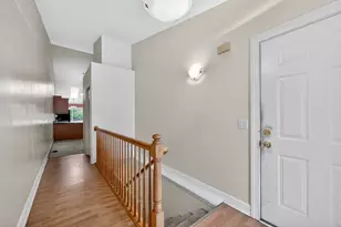 3925 S Pointe Dr, Dekalb, IL 60115 - Photo 6