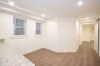 1319 W Early Avenue #G, Chicago, IL 60660 - Photo 10