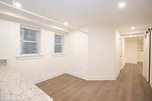 1319 W Early Ave, Chicago, IL 60660 - Photo 10
