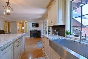 1321 Glenlake Ave, Park Ridge, IL 60068 - Photo 10