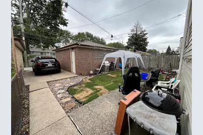 5126 W Cullom Avenue #G, Chicago, IL 60641 - Photo 10
