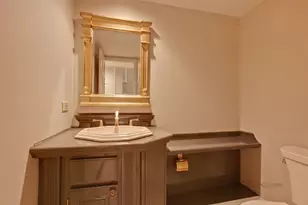 427 N Sheridan Rd, Lake Forest, IL 60045 - Photo 24