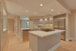 427 N Sheridan Rd, Lake Forest, IL 60045 - Photo 18