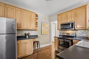 1530 W Elmdale Ave, Chicago, IL 60660 - Photo 10