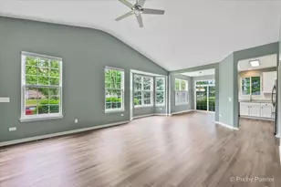 2933 Talaga Dr, Algonquin, IL 60102 - Photo 6