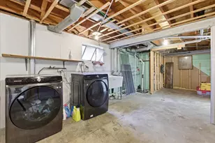 104 W Granville Ave, Roselle, IL 60172 - Photo 22