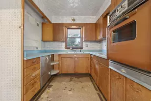 2810 Fischer Dr, Burlington, WI 53105 - Photo 32