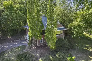2810 Fischer Dr, Burlington, WI 53105 - Photo 4