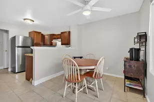 1289 Ct E Ct, Hanover Park, IL 60133 - Photo 6