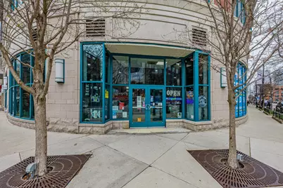 340 W Superior Street #1006, Chicago, IL 60654 - Photo 26