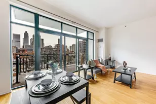 340 W Superior St, Chicago, IL 60654 - Photo 6