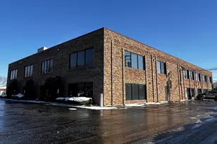 9944 S Roberts Rd, Palos Hills, IL 60465 - Photo 1