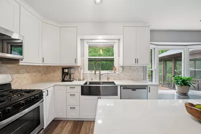 3202 Springbrook Road, Crystal Lake, IL 60012 - Photo 10