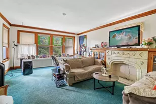 4446 N Lowell Ave, Chicago, IL 60630 - Photo 4
