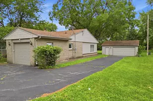 612 W Humphrey, Rock Falls, IL 61071 - Photo 2