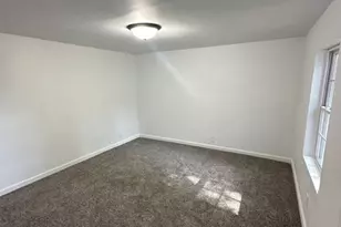 110 N Robert Dr, Godley, IL 60407 - Photo 8
