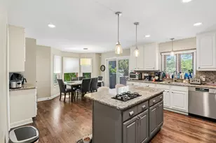 40032 N Trevino Ln, Antioch, IL 60002 - Photo 4