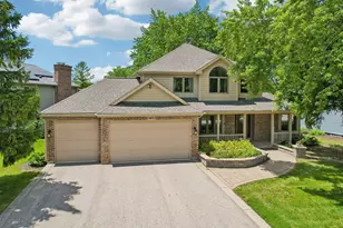 40032 N Trevino Ln, Antioch, IL 60002 - Photo 1