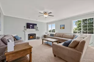 9145 Sawyer St, Huntley, IL 60142 - Photo 16