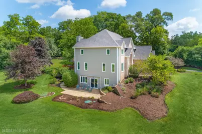 245 Hidden Pond Lane, North Barrington, IL 60010 - Photo 2