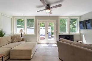 1045 N 5th Ave, Saint Charles, IL 60174 - Photo 24