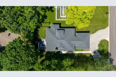 1045 N 5th Avenue, Saint Charles, IL 60174 - Photo 12