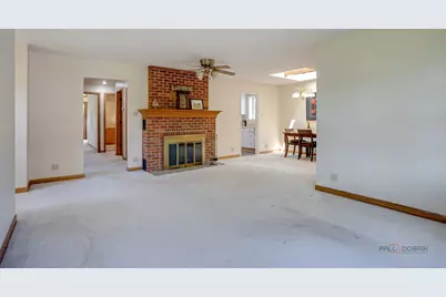 10 E Lake Shore Drive, Round Lake Park, IL 60073 - Photo 6