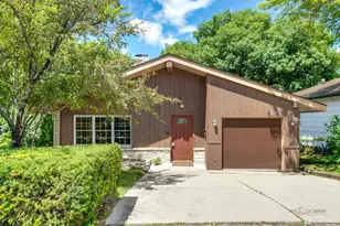 10 E Lake Shore Dr, Round Lake Park, IL 60073 - Photo 1