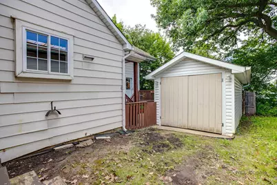 10 E Lake Shore Drive, Round Lake Park, IL 60073 - Photo 30