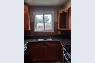 629 W 65th Street W #6, Westmont, IL 60559 - Photo 4